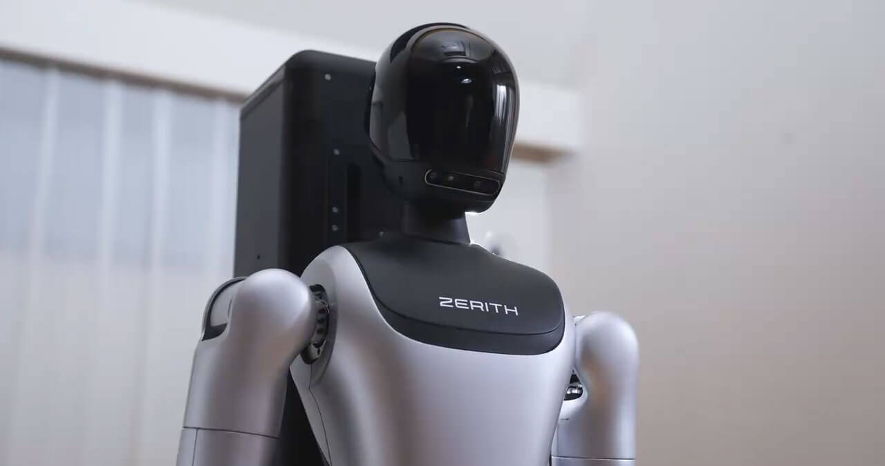 Zerith H1 upper-body close-up showing the head, shoulders, and compact neck region
